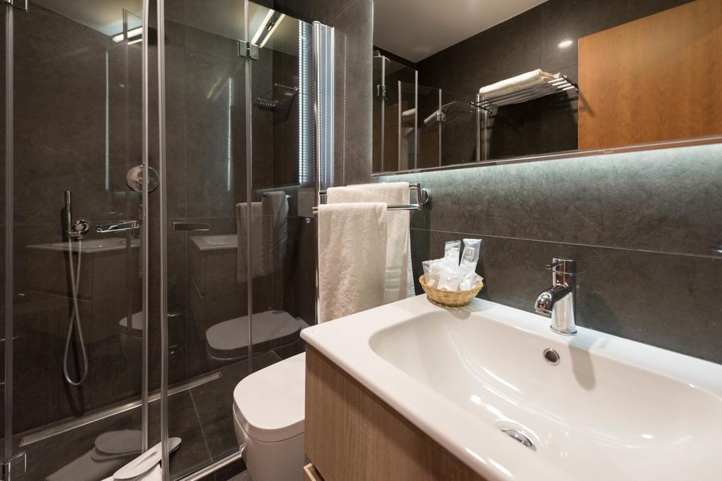 Andenis Luxury House Hotell Rom Exteriör bild