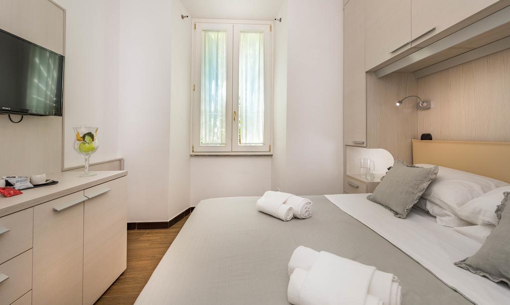 Andenis Luxury House Hotell Rom Exteriör bild