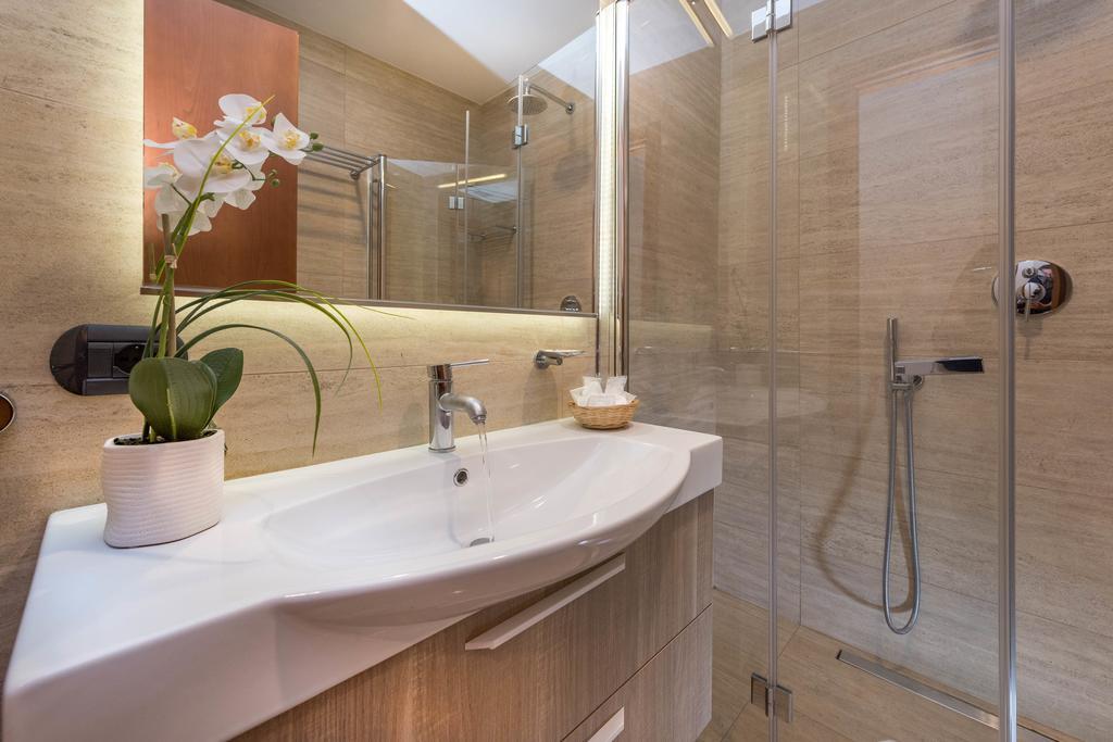 Andenis Luxury House Hotell Rom Exteriör bild